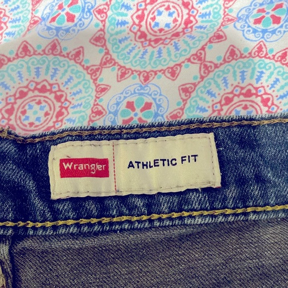 Wrangler Athletic Fit Men’s 36x30 - Picture 2 of 5